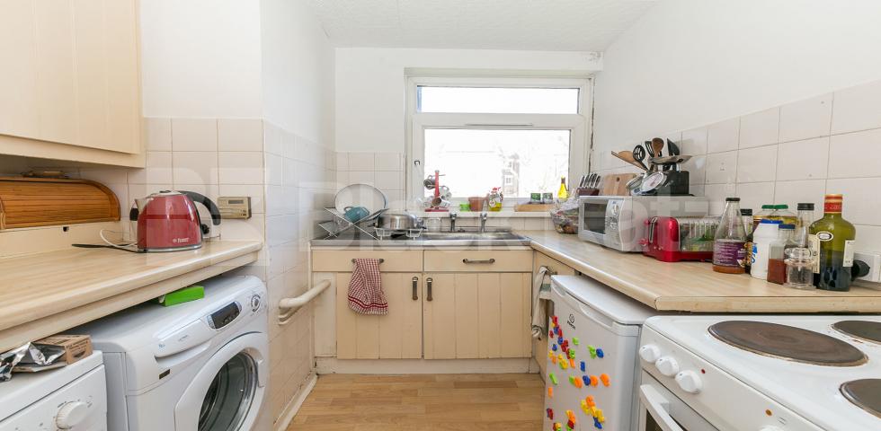 			Great Location!, 2 Bedroom, 1 bath, 1 reception Flat			 Crouch Hall Road, Crouch End